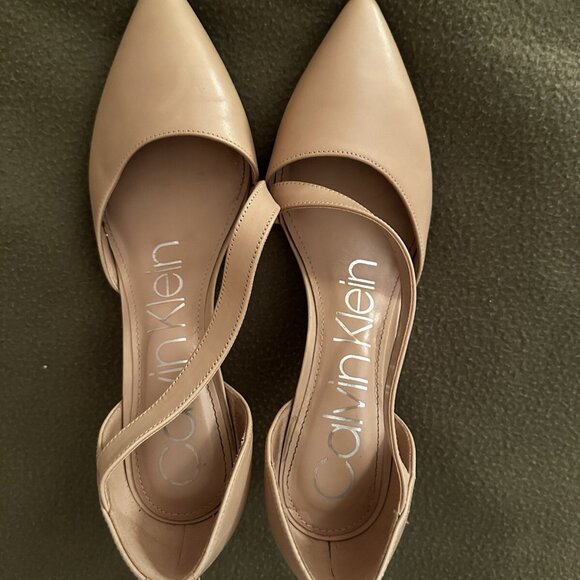 Calvin Klein Gilesa women’s tan Heels - Picture 3 of 9
